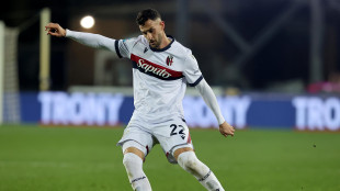 Calcio: Bologna, si fermano Lykogiannis e De Silvestri