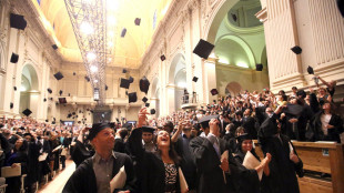 Sale l'occupazione tra i laureati, ma sempre sotto l'Ue