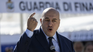 Crosetto, 'servono pi&ugrave; militari ed una riserva operativa'