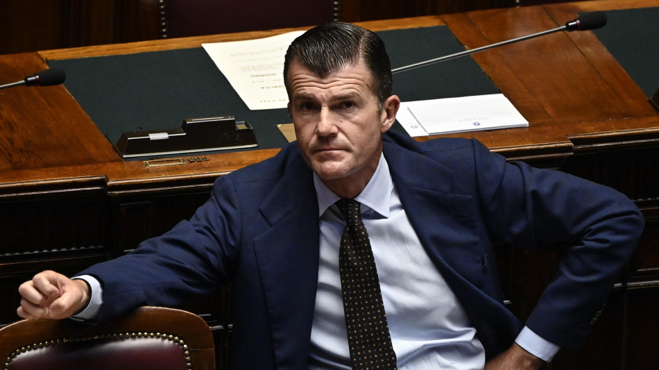 Silli in Ecuador partecipa all'insediamento del presidente Noboa