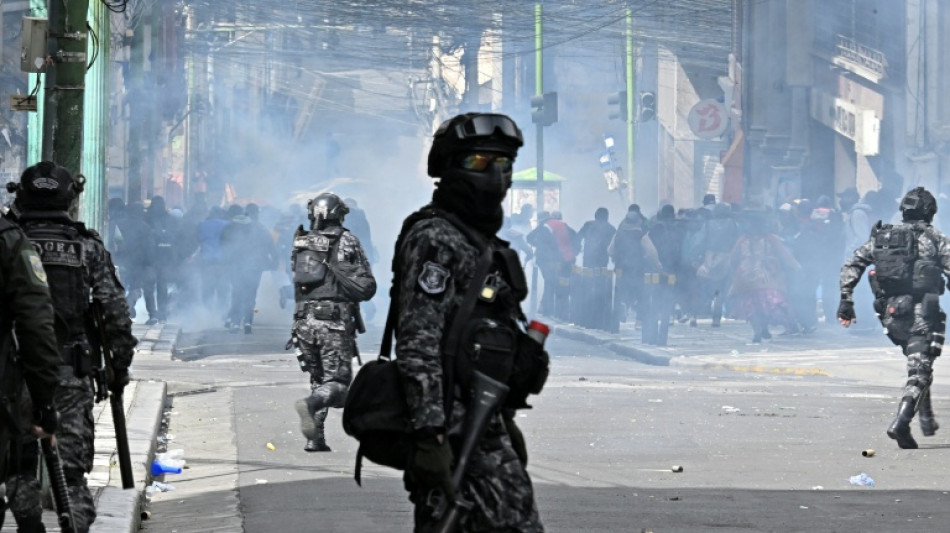 Bolivia leader targeted by new mass protests