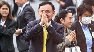 Thaïlande: la Cour suprême ordonne l'emprisonnement de l'ex-Premier ministre Thaksin