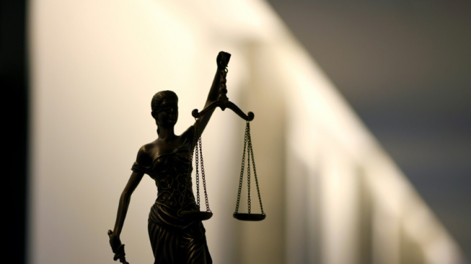 Urteil: Meist kein Schadensersatz bei verspäteter Auskunft des Arbeitgebers