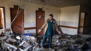 Media, attacco israeliano all' Ospedale Battista di Gaza