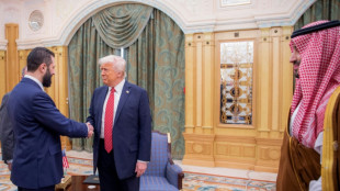 "Attraktiver Kerl": Trump nach Treffen mit Syriens Präsidenten voll des Lobes 