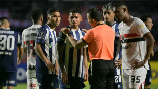 Paraguaio Bobadilla, do São Paulo, é indiciado por ofensa xenofóbica