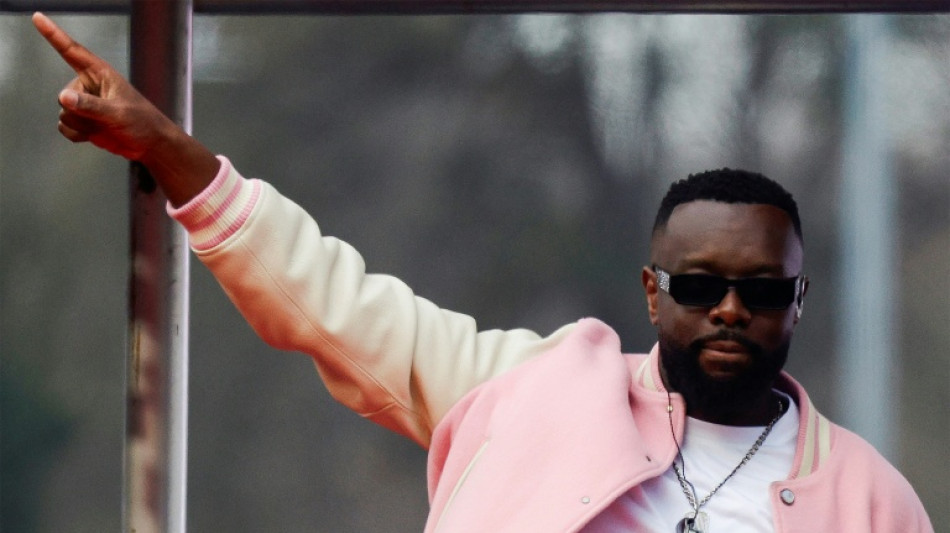 Rapper congol&ecirc;s Gims &eacute; acusado de lavagem de dinheiro na Fran&ccedil;a