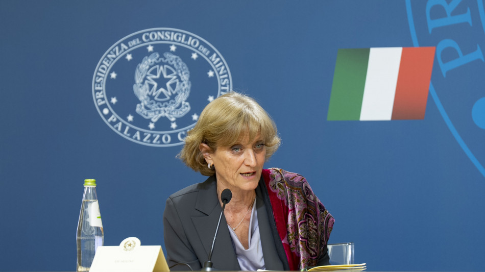 Di Segni, nella legge sull'antisemitismo il saluto romano sia reato