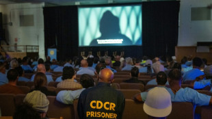 Festival de cinema catártico é realizado atrás das grades de prisão na Califórnia