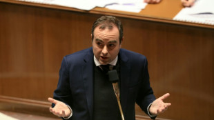 Le budget de la Sécu adopté à l'Assemblée, une victoire cruciale pour Lecornu 