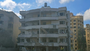 Israel bombardea ciudad del sur de L&iacute;bano y expande zona de operaciones terrestres