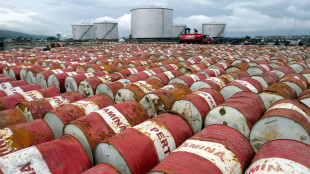 Il petrolio apre in rialzo a New York a 64,95 dollari