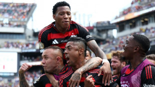 Flamengo vence Chelsea (3-1) e é 1º time classificado para oitavas da Copa de Clubes