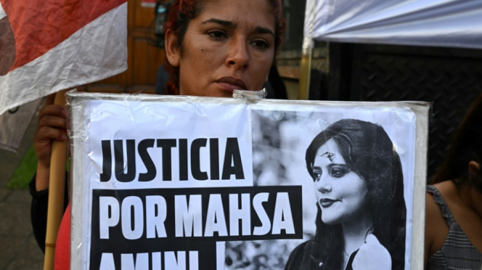 Le pr&eacute;sident iranien condamne le "chaos" des manifestations