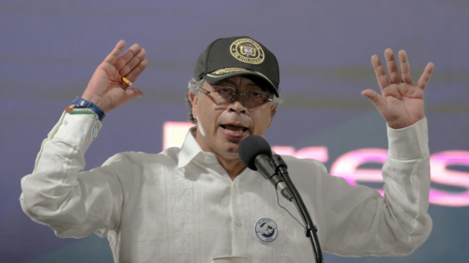 'Não ameace nossa soberania', diz Petro a Trump, sobre possível ataque 