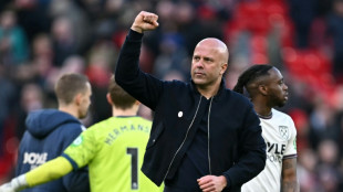 Liverpool's Slot says his 'football heart' does not like set-piece trend