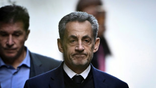 La justicia francesa ordena la puesta en libertad del expresidente Sarkozy