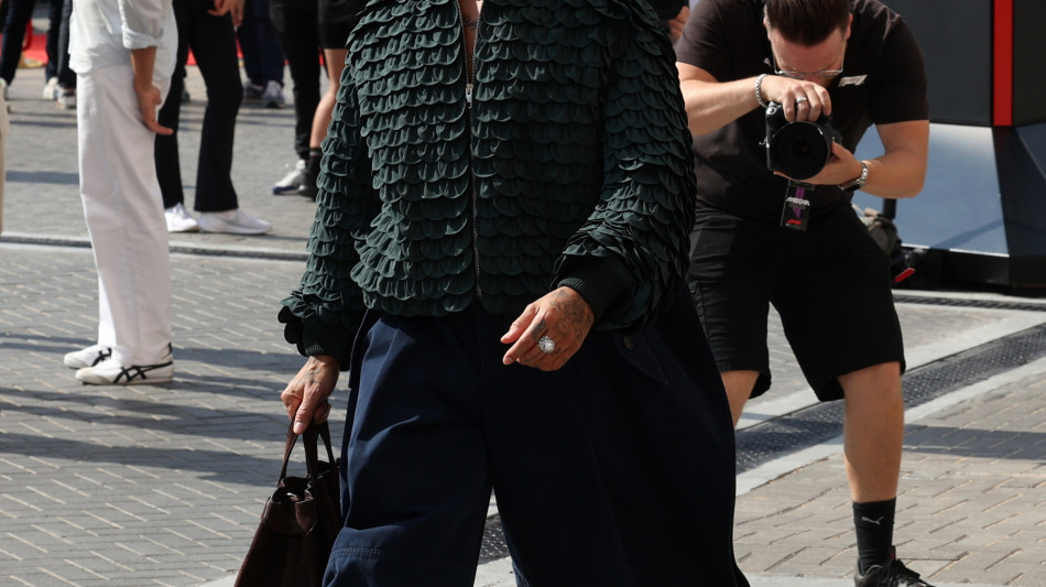 Hamilton "stacco, basta telefono e d'inverno non parlerò di F1 con nessuno"