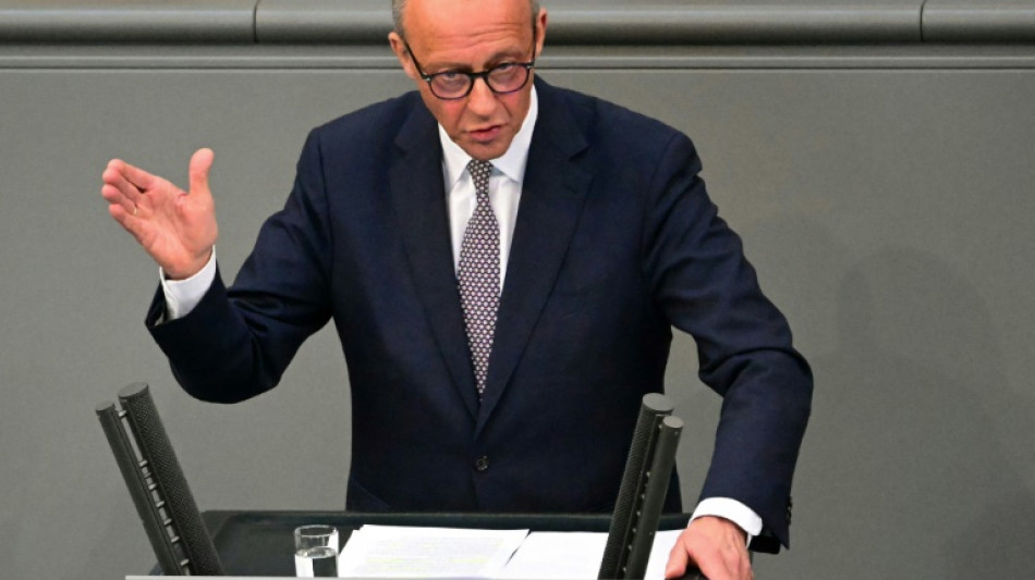 L'Allemagne augmente ses dépenses en réaction à la "guerre contre l'Europe" de Poutine, dit Merz