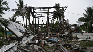 Camboja e Tailândia concordam com cessar-fogo 'incondicional' após dias de combates em sua fronteira