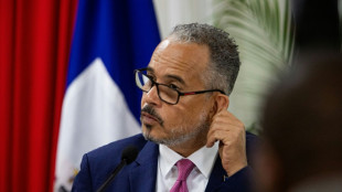 Conselho de transi&ccedil;&atilde;o do Haiti entrega o poder ao premi&ecirc; Fils-Aim&eacute;