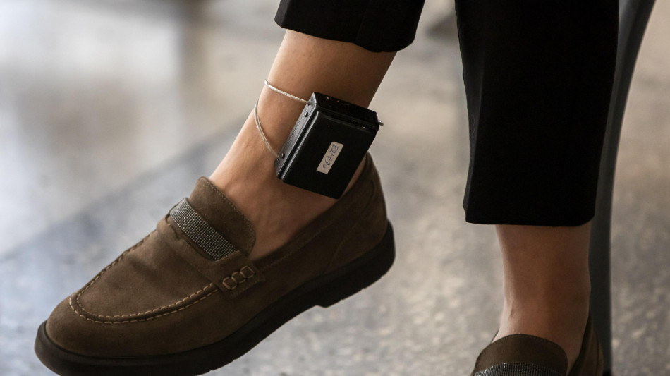 Nordio, bracciale d&agrave; alert poi vittima trovi rifugio