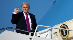Trump parte a gira por Asia, donde verá a Xi y espera encontrarse con Lula