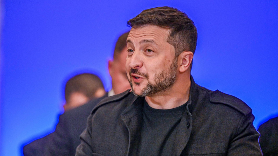 Zelensky, 'incontro in Turchia può far finire la guerra'