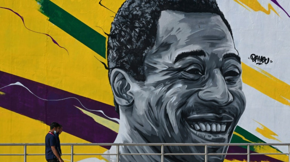 Football legend Pele hospitalized again