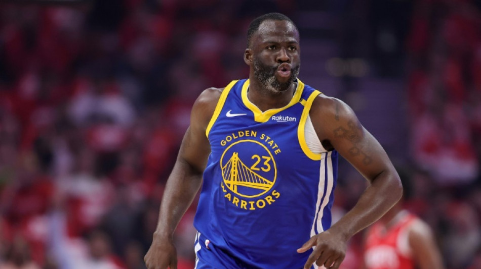 NBA multa Draymond Green por comentário 'inapropiado' aos árbitros