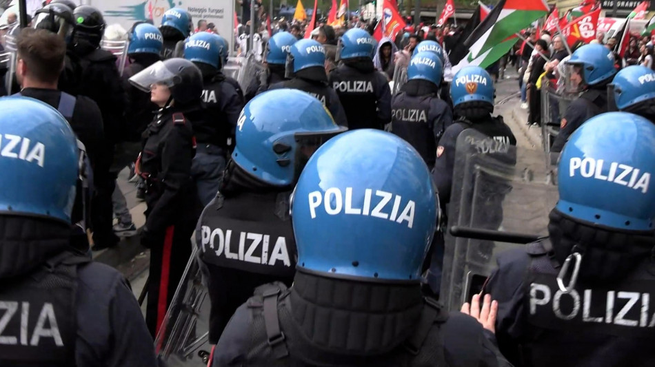 Sei denunciati per disordini al corteo proPal di Milano