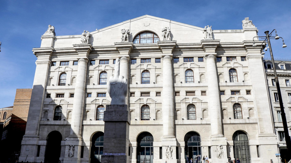 Borsa: Milano chiude in calo dello 0,63%