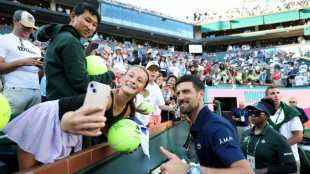Djokovic suvives scare to reach Indian Wells last 16