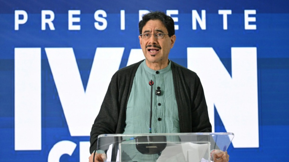 El candidato izquierdista de Colombia llama a "la calma" tras las protestas contra el triunfo de la ultraderecha