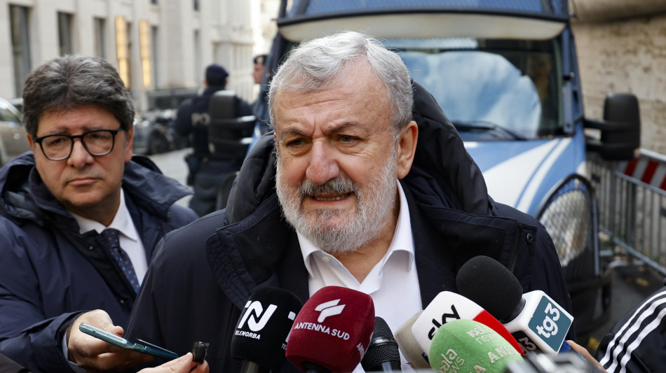 Decaro ritenta, nuova domanda al Csm per Emiliano consulente