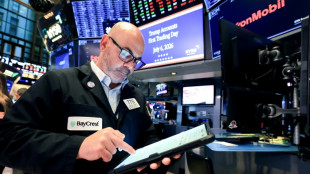 Wall Street ouvre en baisse, nouvelle vague de vente sur les semi-conducteurs