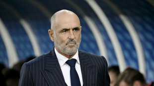 Técnico da Polônia pede demissão após atrito com Lewandowski