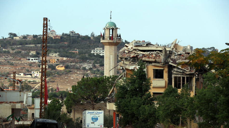 Media, Israele costruisce un muro lungo la linea blu in Libano
