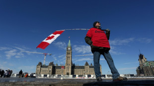 Manifestations anti-mesures sanitaires: impasse &agrave; Ottawa, d&eacute;bat en urgence au Parlement