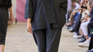 I mille volti della femminilità nel defilé di Martino Midali