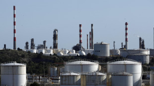 Il petrolio sale a New York a 100,3 dollari