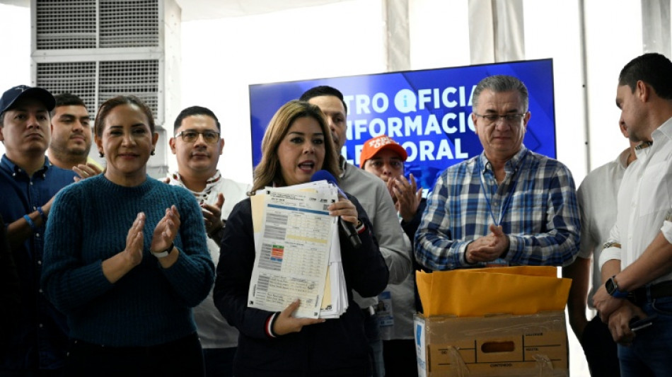 Asfura, favorito de Trump, retoma la ventaja en las presidenciales de Honduras