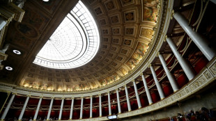 Matignon juge "impossible" l'adoption du budget par un vote, un 49.3 ou une ordonnance attendus