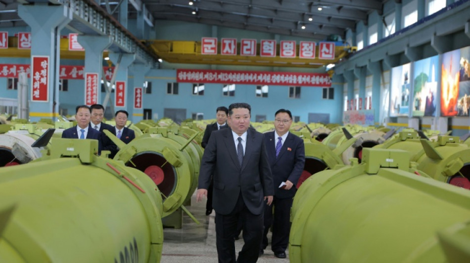 Cor&eacute;e du Nord: Kim Jong Un ordonne une augmentation de la production de missiles en 2026