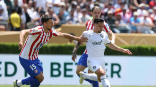 Botafogo perde para Atlético (1-0) mas vai às oitavas da Copa de Clubes como 2º do Grupo B