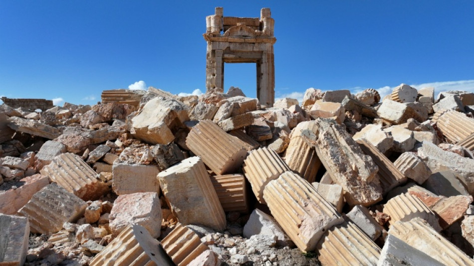 Trump vows revenge after troops in Syria killed in alleged IS ambush