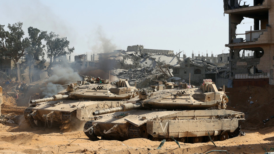 Hamas, 'Israele continua i massacri, arabi in silenzio'