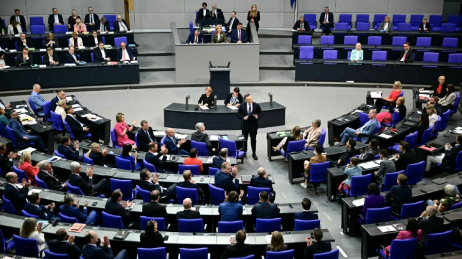 Bundestag berät über Bedrohungslage in Deutschland und Bundeswehreinsätze