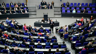 Bundestag berät über Bedrohungslage in Deutschland und Bundeswehreinsätze