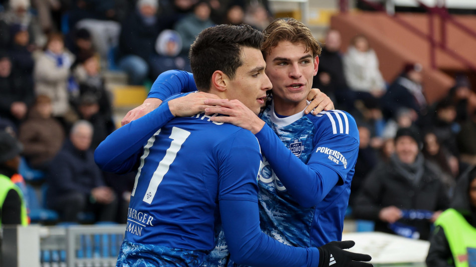 Como: Fabregas, Douvikas sta bene e Baturina puo' dare una mano